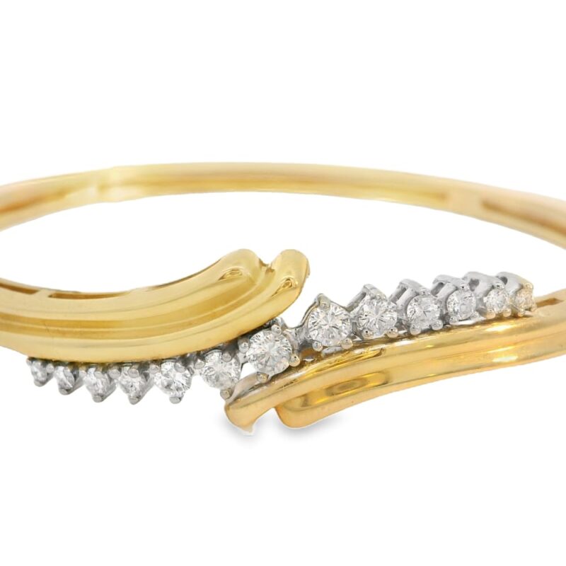 14K Gold Yellow Bangle with 0.75 ctw Round Diamonds Stones