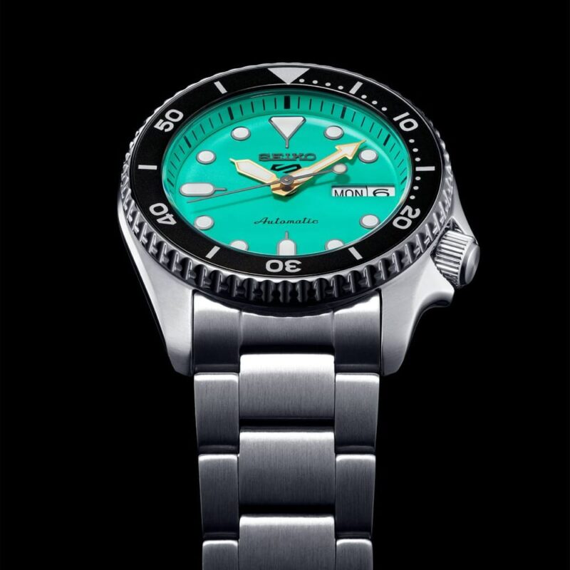 Seiko 5 Sport SKX Divers Watch 38mm SRPK33